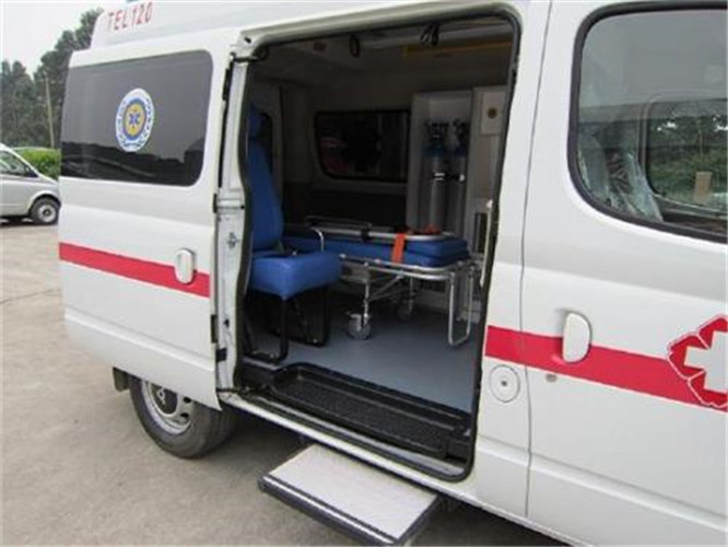 乐都救护车出租服务案例7